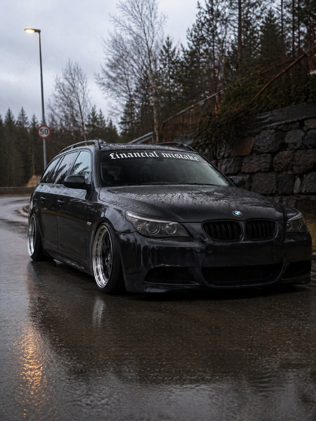 Financial Mistake – Frontrute Streamer (Solskjerm)